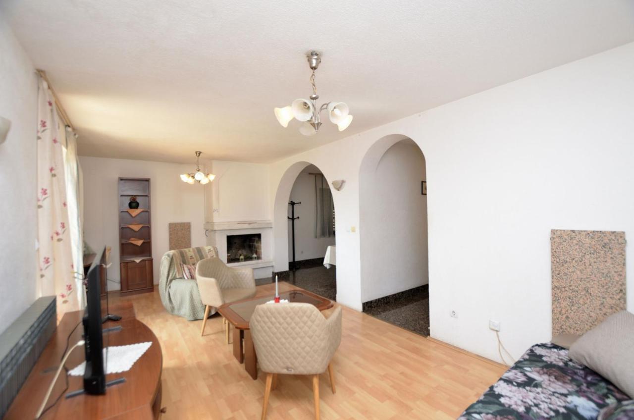 Apartments Medelin 罗维尼 外观 照片