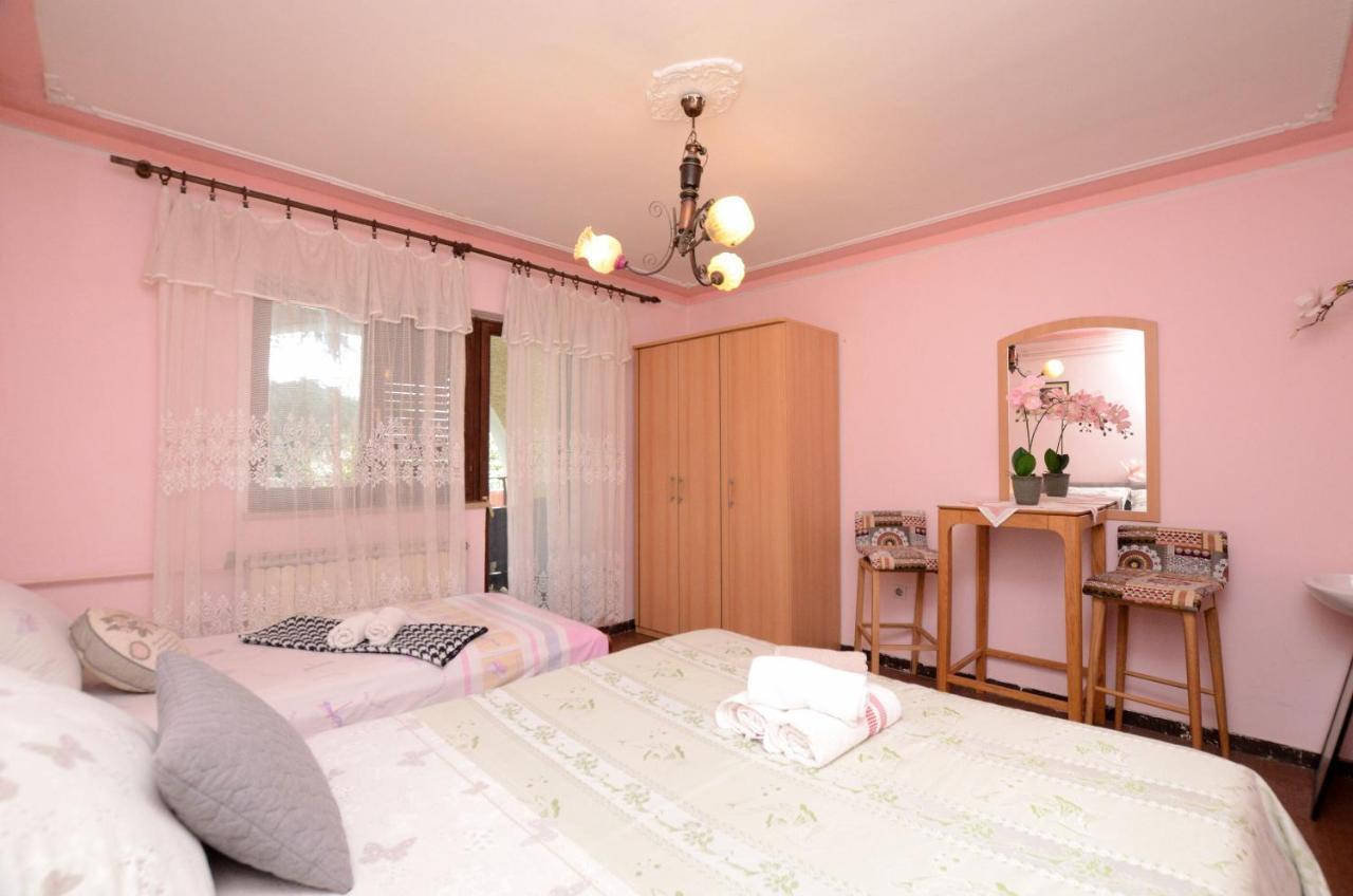 Apartments Medelin 罗维尼 外观 照片