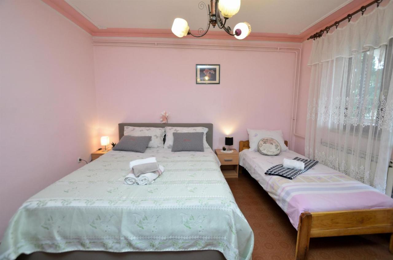 Apartments Medelin 罗维尼 外观 照片